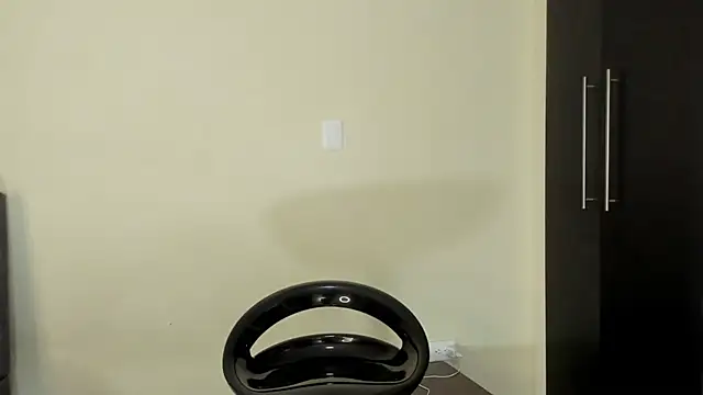 vanesadimaria Adlı Modelin Canlı XXX Sohbeti