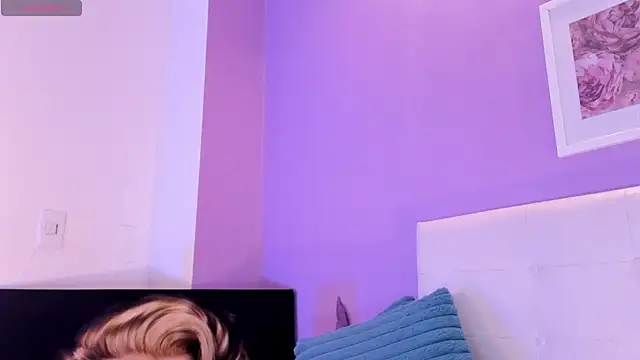 Živý XXX chat Charlotte11-11