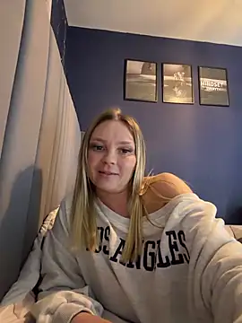 Онлайн чат XXX Sky25x