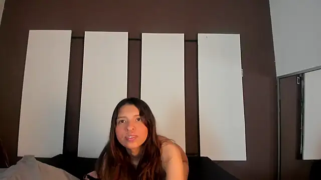 Laura_serena Live XXX Chat