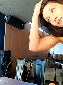 canduxgirl 现场XXX聊天