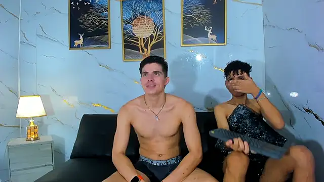 Spicy_guys Adlı Modelin Web Kamerası Şovu