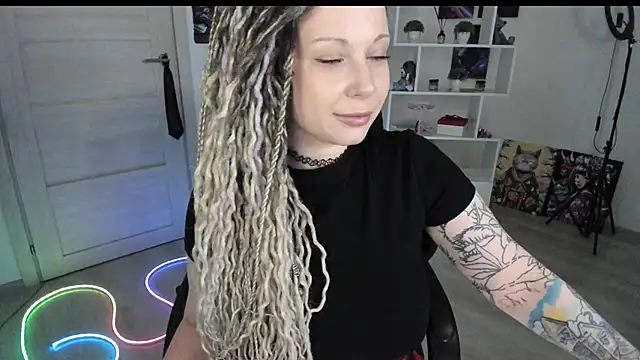 Chat XXX en directo de HoneySallyMoore