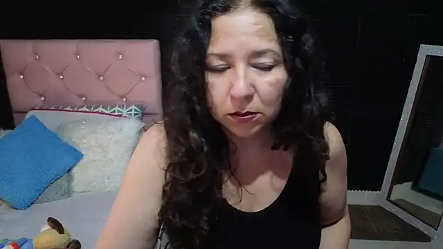 katifoxx's Live XXX Chat