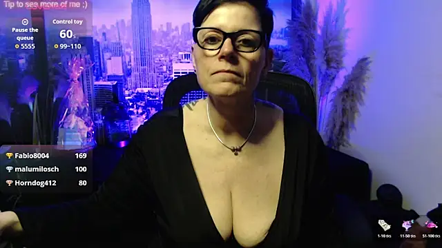 ninarandmann Adlı Modelin Canlı XXX Sohbeti