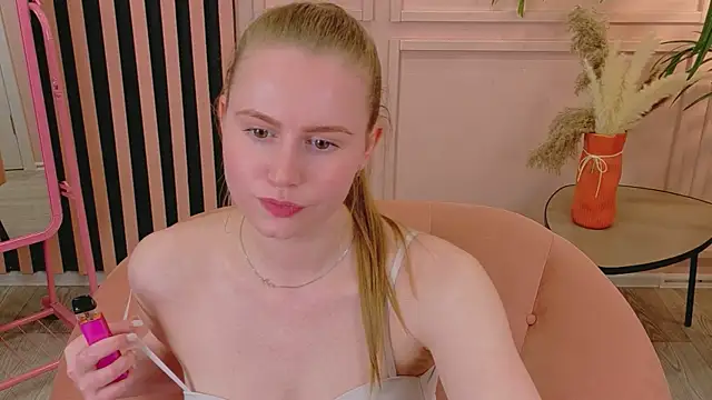 Lover_Daisy_のライブXXXチャット