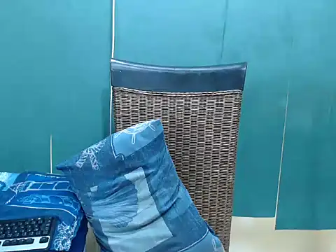 CreamyTea élő XXX-chatje