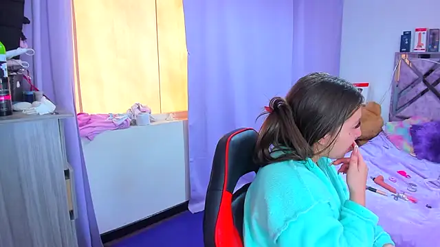 Luna_Analya Adlı Modelin Canlı XXX Sohbeti