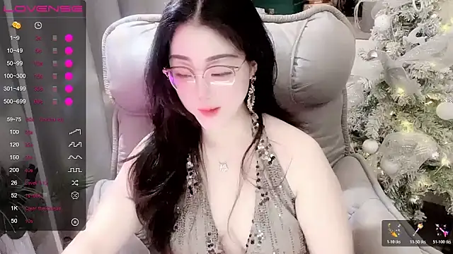 Monica-666888- élő XXX-chatje