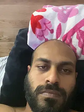 islandvybee55n Live XXX chat