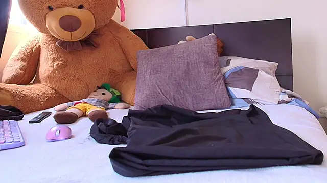 Samanntthaa__: απευθείας συνομιλία ΧΧΧ