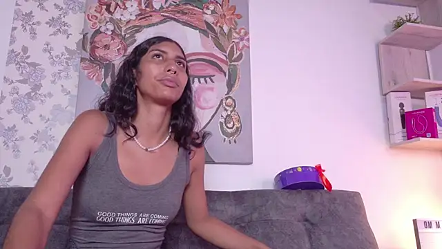 Chatroom XXX en direct de taty_miller