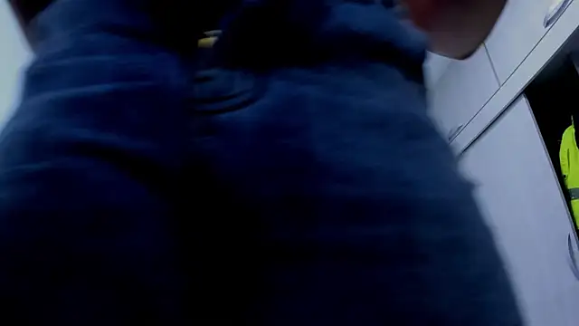 Amelia_Debora_Antonella Adlı Modelin Canlı XXX Sohbeti