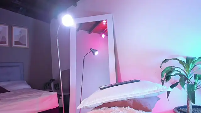 SalomeStorm_ live XXX chat