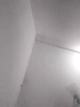 Shaniya03 Adlı Modelin Web Kamerası Şovu