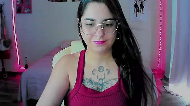 agnesmartins élő XXX-chatje