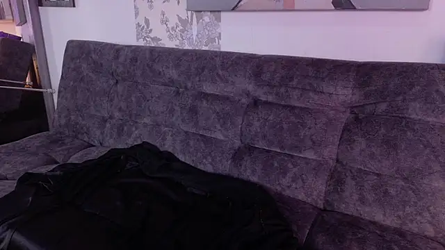 Chat +18 de taty_miller ao vivo