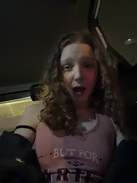 Вебкам-шоу outside_rosy