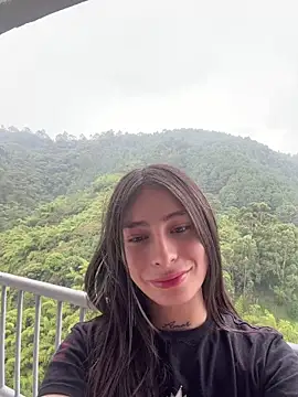 Camistar18 élő XXX-chatje