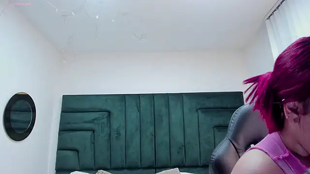 AfroditaVega_ Chat XXX in diretta