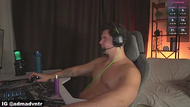 Rus_adventure7 Pertunjukan Webcam