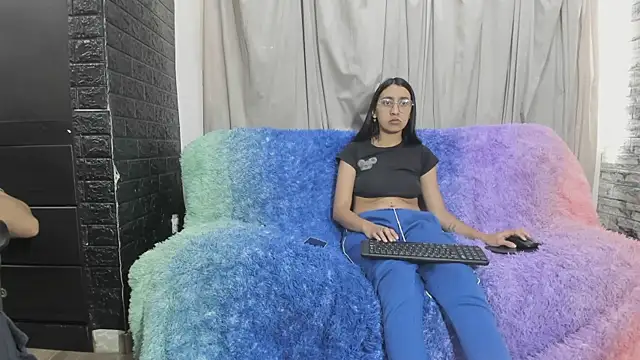 Pokazy przed kamerką – NoahAndBunny