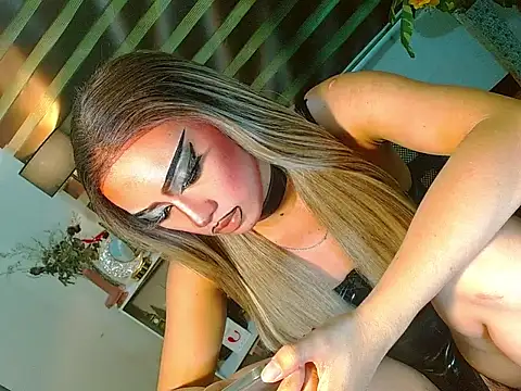 HOLLYWOOD_QUEEN_88 Webcam-Show