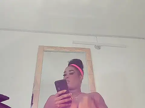 HUGE_BLACKCOCK webcam show