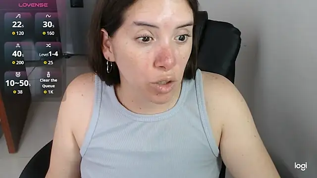 Chat +18 de spicey_latina ao vivo