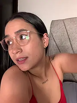 Chat +18 de Val12777 ao vivo