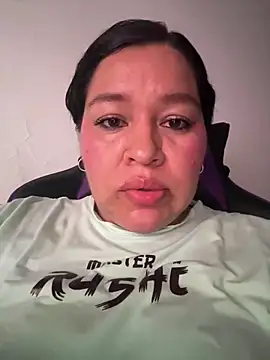 Онлайн чат XXX Lovelipsbig