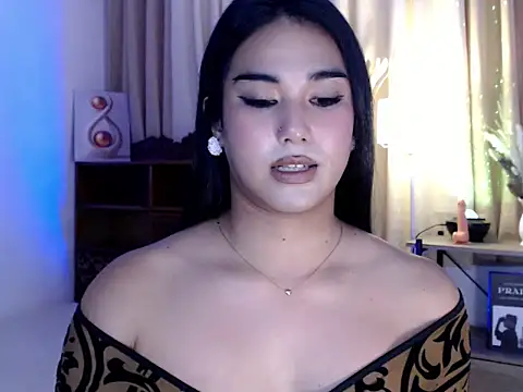 magnificent_kitana: διαδικτυακό σόου στην κάμερα