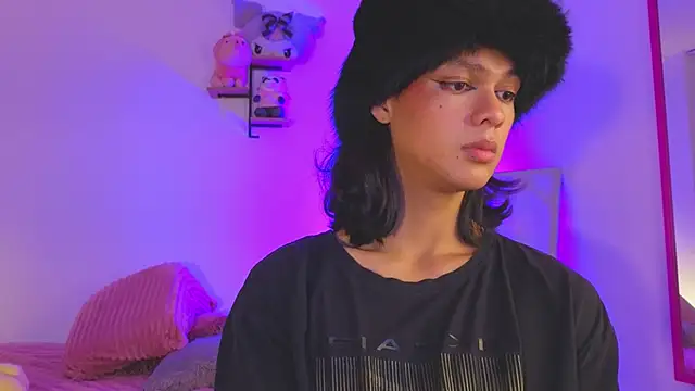 Pertunjukan Kamera Web Indi_rave