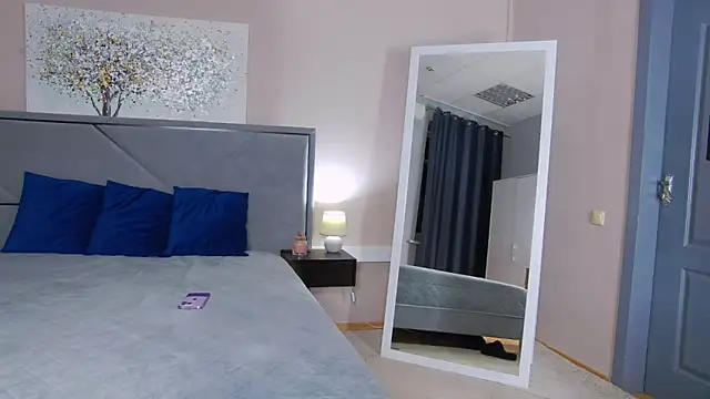 XXX chat uživo modela NicoleRosss