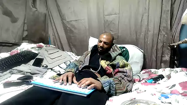 Camodick Adlı Modelin Canlı XXX Sohbeti