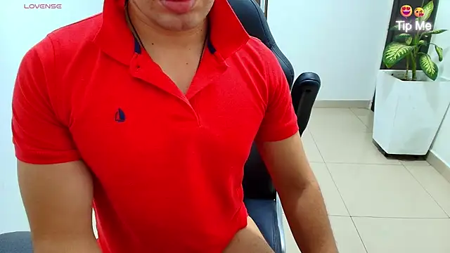 sebastian_oconnor77のウェブカメラショー