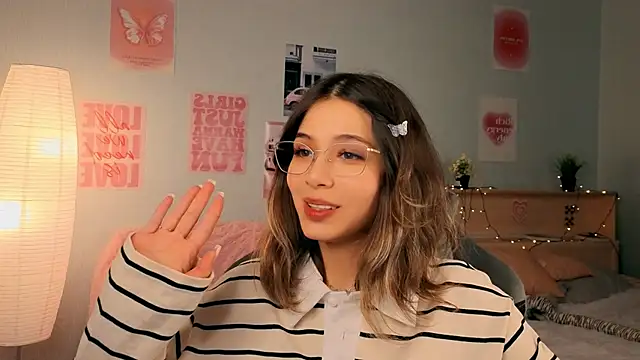 dinnerwithflowers' Live XXX Chat