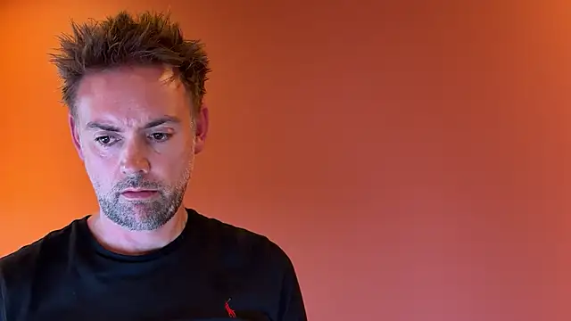 Вебкам-шоу BronzeShowtime67