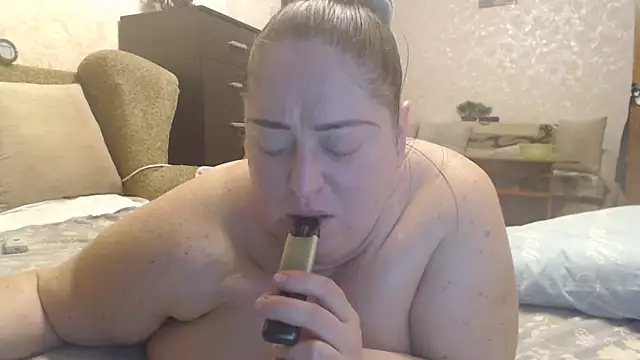 Amy_August webcam show