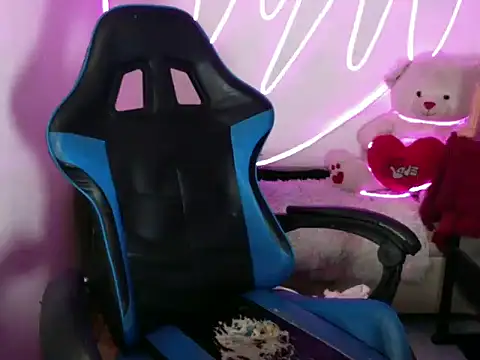 Show de Holley_Molley na webcam