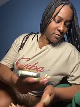 Show Webcam de GirthGoddessCoco