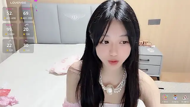 Yanyan39677's Live XXX Chat