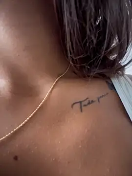 MystiqueXXX Live XXX-chat