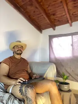 Chat XXX en directo de AndresSmith__