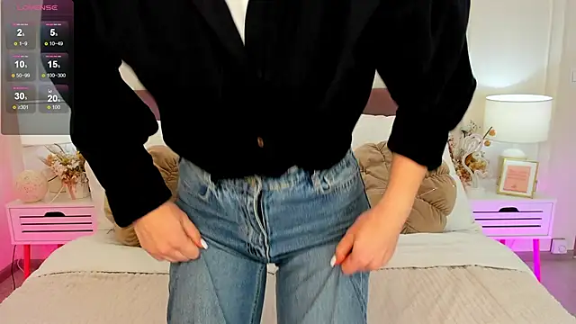 VirginOlly Chat XXX live