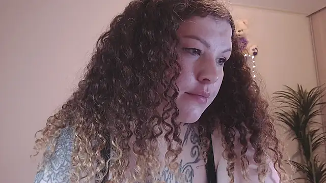 Онлайн чат XXX GwenSummers