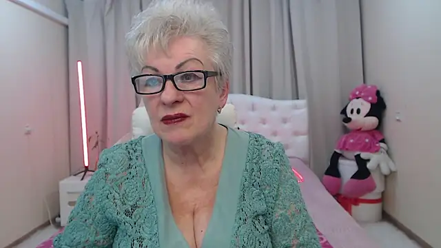 KayleSmoll Chat XXX in diretta