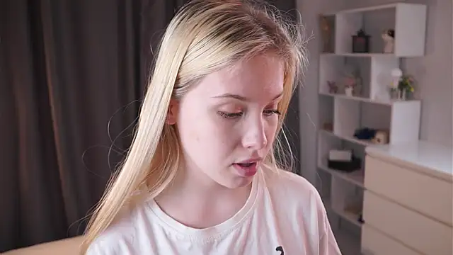 Sweet_Love_Lily Webcam-Show