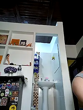 Little_Doll25 Live XXX-chat