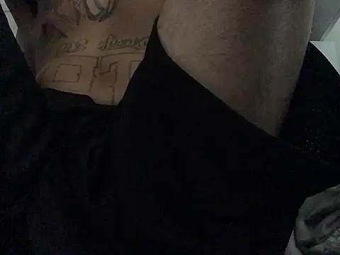 Donkie909 Show in webcam